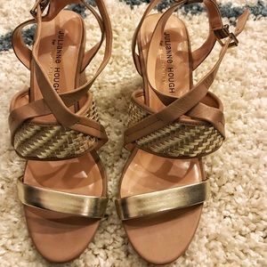 Sole Society Tan/Gold Wedges